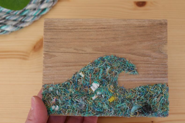 Kunst mit Meer Style - Holzbild mit Fasern aus Fischernetz